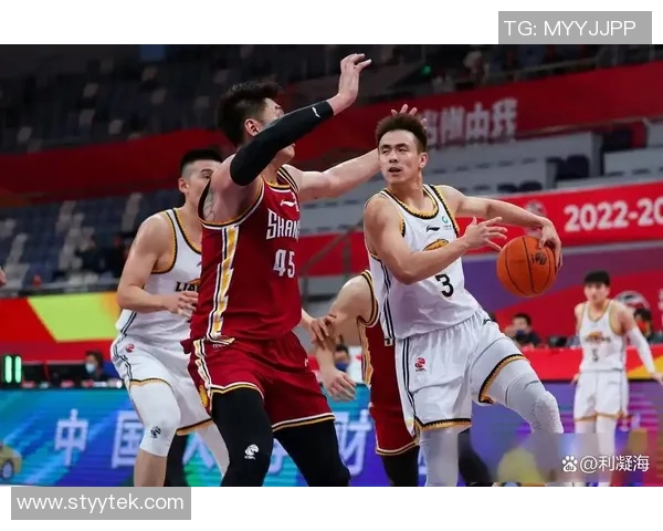 CBA精彩回顾广东队与同曦队对决集锦分析与精彩瞬间分享